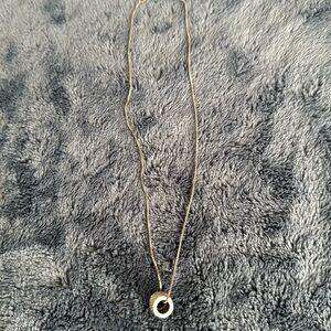 Beautiful 14kt white gold stamped necklace, 16 inches long chain 14 kt